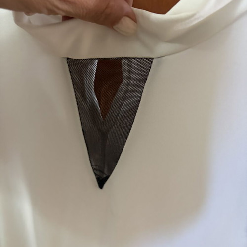 Long-sleeve blouse with sheer sleeves, like new, black and white