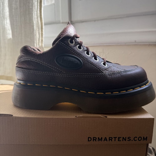 Dr. Martens Buzz brown leather boots UK 4