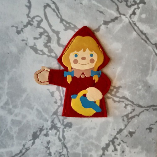 Set of Little Red Riding Hood finger puppets for puppet theater like new
