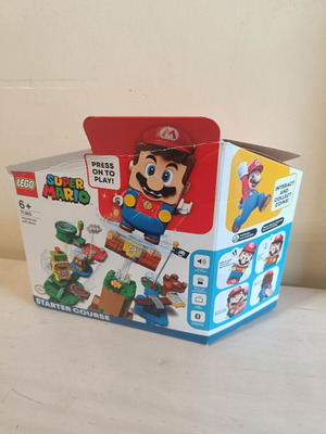 Lego Super Mario употребяван, комплект с батерии, светлини и звук