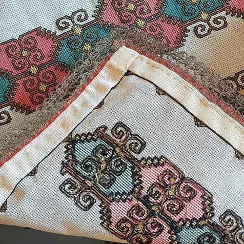 Handmade vintage table runner with floral colors like new