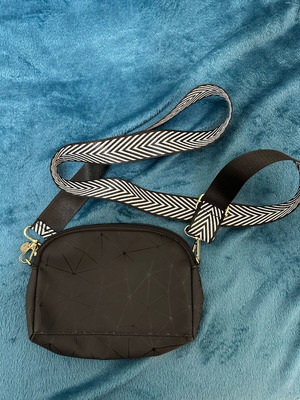 Crossbody bag like new