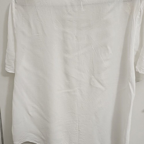 Short-sleeve blouse with sequins, like new, white, size XL