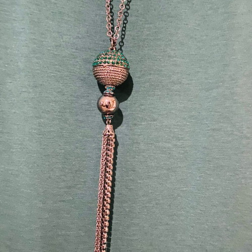 Pennyblack necklace like new with green stones and silver chain