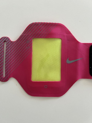 Armband Nike για iPhone 4 μεταχειρισμένο, φούξια