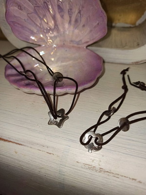 Jewelry set used with silver elements and brown details bracelet and necklace
