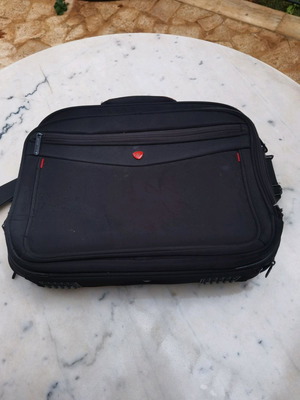 Laptop bag used, for 15-inch laptop with multiple compartments