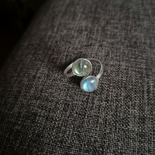 Silver 925 ring with labradorites new