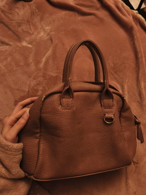 Bershka women's bag used, rotten apple color