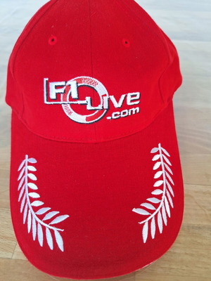 F1-Live.com vintage red baseball cap with laurel embroidery