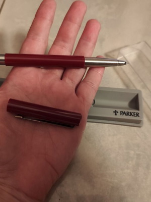 Parker pen like new
