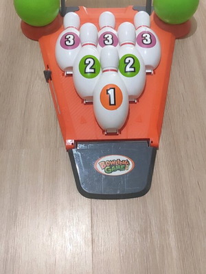 Children's bowling game like new