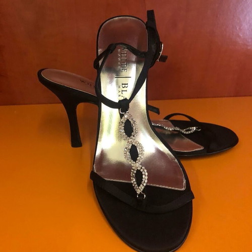 Black sandals like new with stone details size 37
