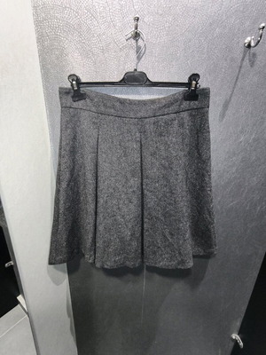 Benetton wool and silk skirt like new, grey melange