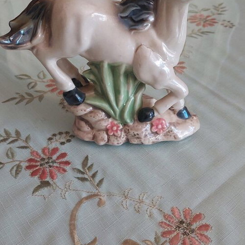 Porcelain horse decoration 15 cm like new