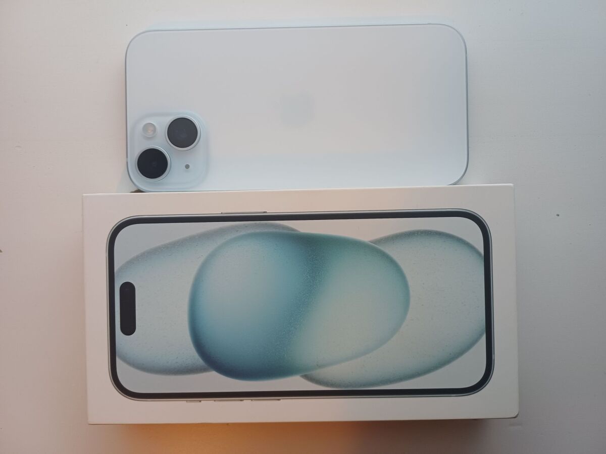 iPhone 15 Blue 128GB Open Box new with… - € 500,00 - Vendora.cy