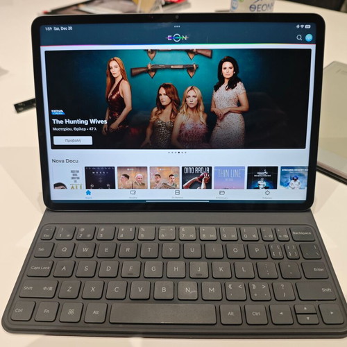 Xiaomi Pad 7 with Original Keyboard Case like new, English version