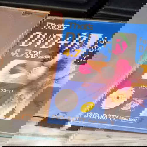 70 θήκες DVD,CD,CD-ROM