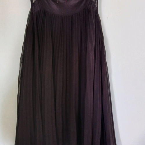 Pleated black dress size M like new