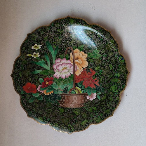 Cloisonné plate like new, 30 cm with classic Japanese design
