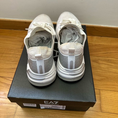 Emporio Armani Sneakers White used, size 45 1/3