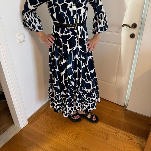 No name printed dress like new, white and blue, one size