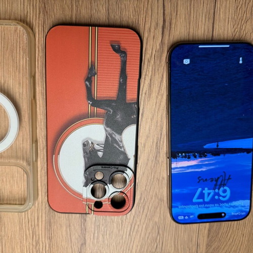 I phone 16 Pro Max 256 Titanium Grey like new with two covers and screen glass