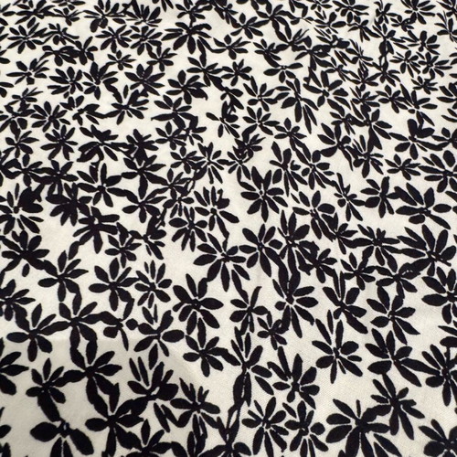 Sleeveless blouse new, size Medium, black and white with patterns