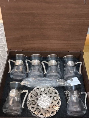 Turkish tea set new with silver metal details, 6 persons