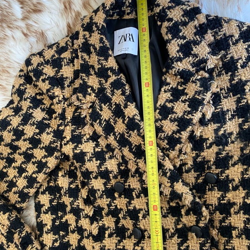 Zara set with cropped blazer and mini skirt like new, black and yellow