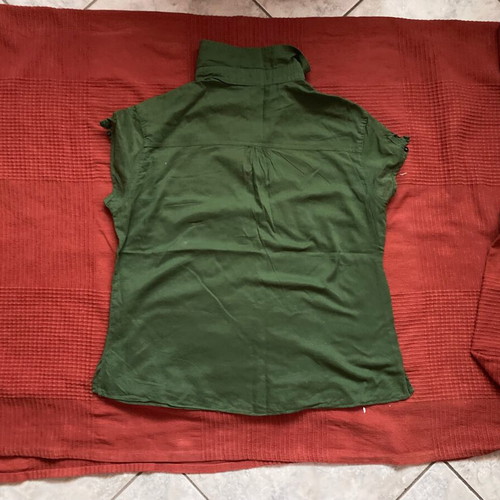Green short-sleeve top Uno Fashion, Greek production