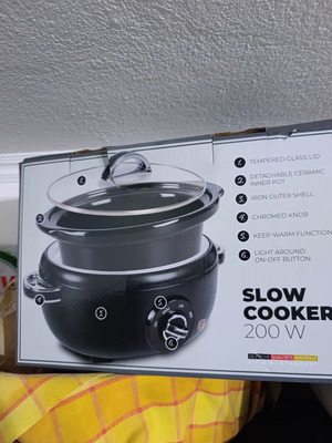 Slow cooker like new