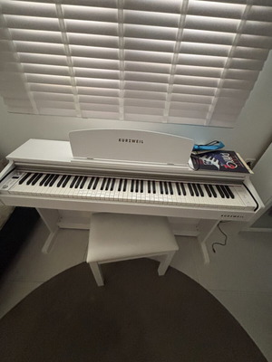 Kurzweil M90 ψηφιακό πιάνο