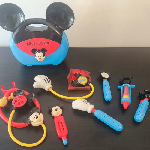 Disney Original Mickey Mouse Doctor Playset like new