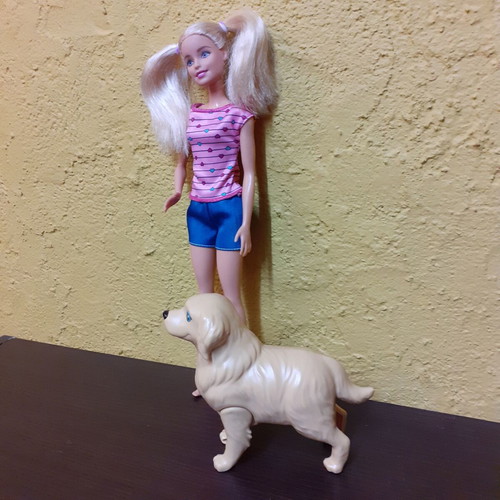 Barbie Mattel 2013 and puppy