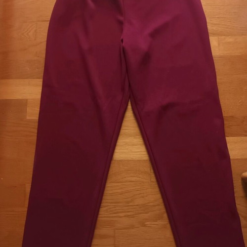 Asos cropped pants made of crepe fabric like new, red, XS