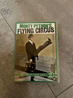 Monty Python's Flying Circus Season 2 DVD like new with Greek subtitles