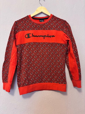 Champion boys' sweatshirt size 12 used, red