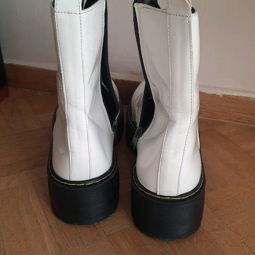 White Dr.Martens Style Ankle Boots used, size 40
