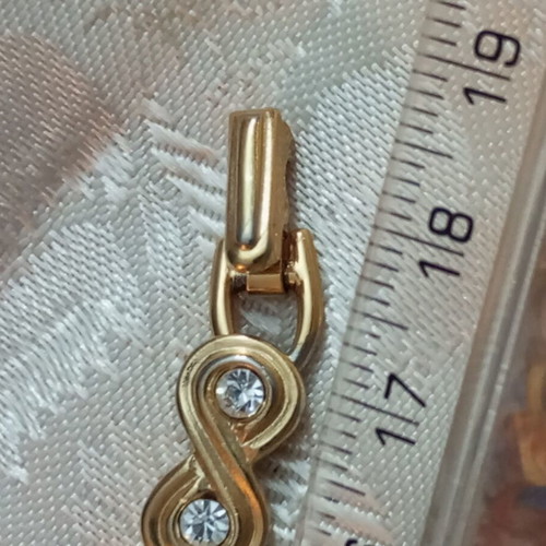 Swarovski infinity crystal bracelet faux vintage used, wrist size 18cm