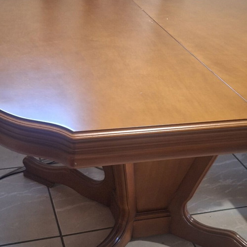 Wooden table like new