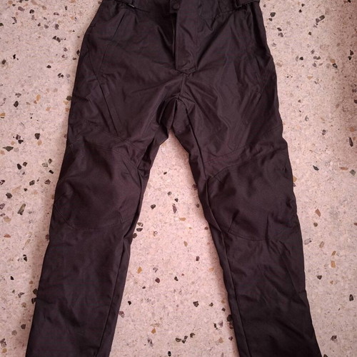 Efood black motorcycle pants 2XL new with protectors and reflectors