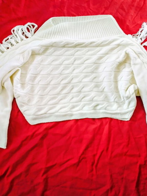 Women's pullover used, short with batwing sleeves and fringes, size S