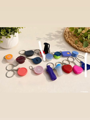 Tupperware keychain new, colorful