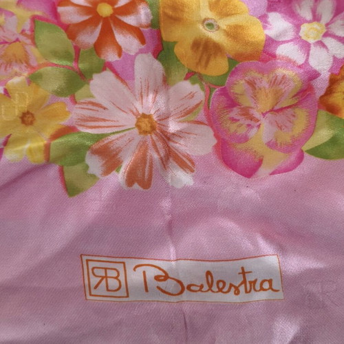 Silk scarf Renato Balestra like new, large square, floral design