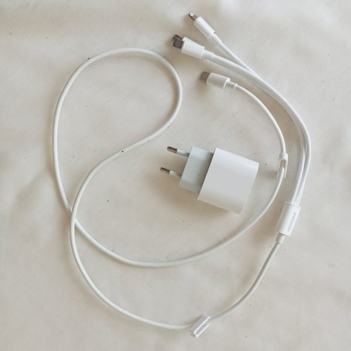 Wall USB Charger with Multi 3-in-1 Cable like new