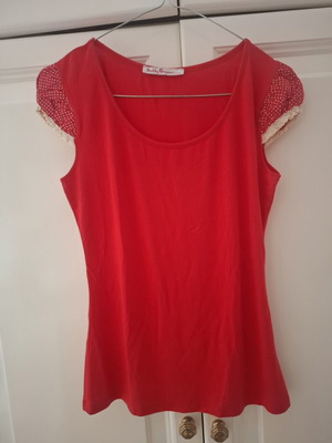 Womens T-shirt red, like new, size S