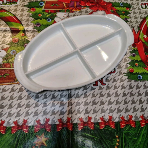 Porcelain serving tray for nuts like new, 4 sections 20x34 cm