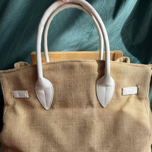 Le Sable hand bag used, raffia, beige