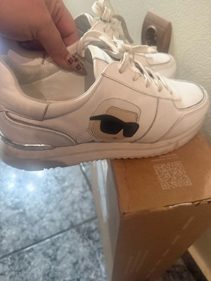 Karl Lagerfeld white athletic shoes like new size 40